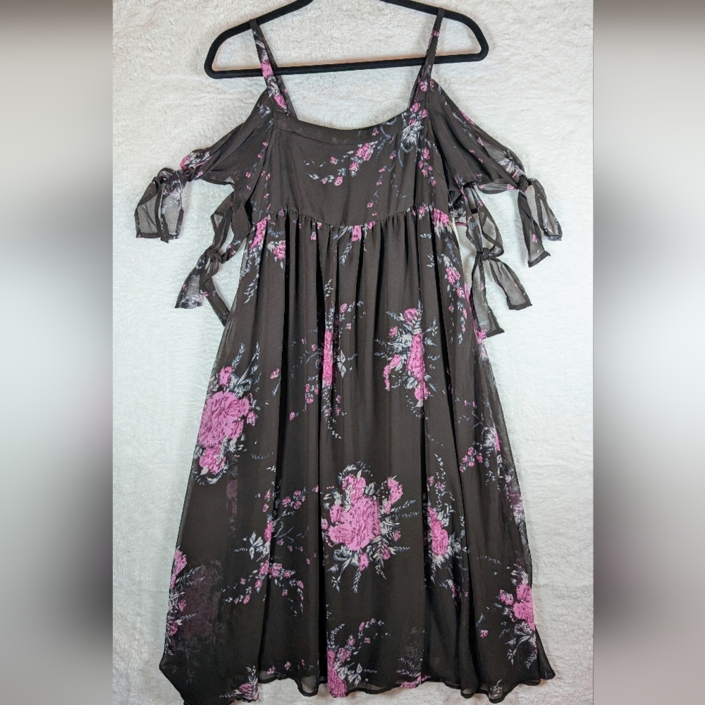 466-Free People Floral Off-Shoulder Midi Dress‎ - Pink and Black